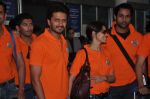 Ritesh Deshmukh, Genelia D Souza with Team Veer Marathi returns from Ranchi in Mumbai on 25th Feb 2013 (7).JPG